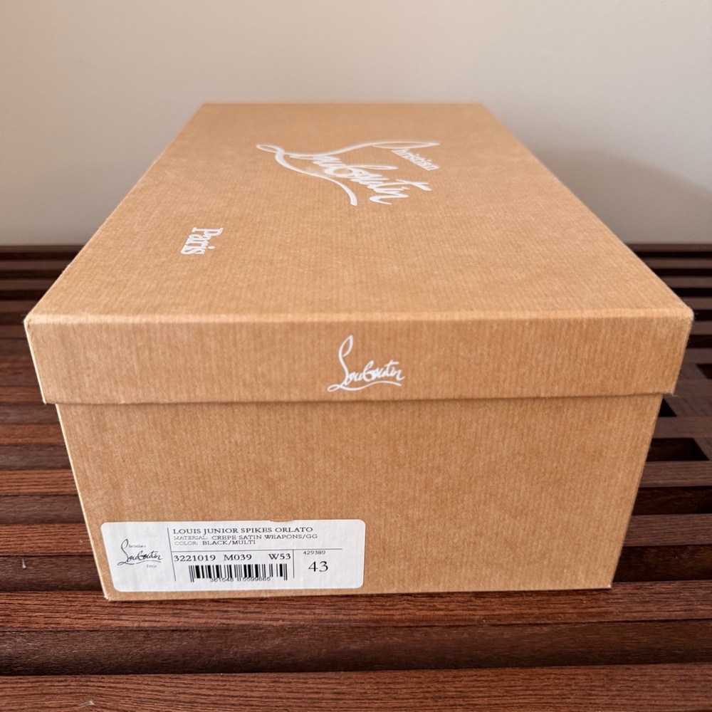 CHRISTIAN LOUBOUTIN - Men's Louis Junior Spikes Flat 43 - Picture 8 of 8